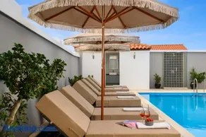 Pervolia House Private Pool Near Airport - Image 2