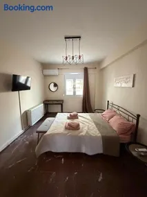 Derveni Nest Apartment - Image 1