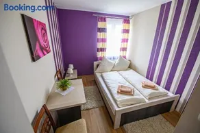 Hotel Restauracja Sara - Image 1