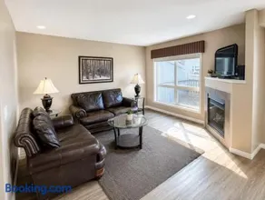 Entire Home With Garage - Image 1