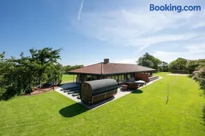 Large, Completely Renovated Activity House With Wilderness Bath And Outdoor Sauna - Image 1