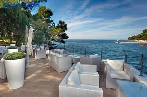 Apartments Galijot Plava Laguna - Image 2