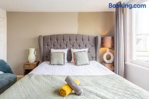 Big Room - Image 3