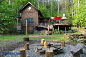 Stunning Catskills Cabin - Image 1