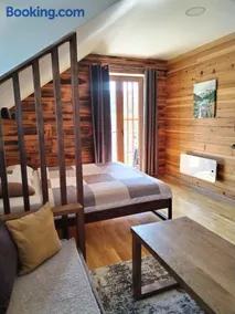 Apartment 112 - Image 2