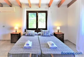 Villa LAS ENCINAS-en el pueblo de Esporles- Mallorca - Image 3