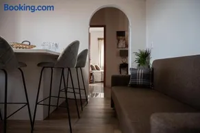 Lala Luxury House - Image 2