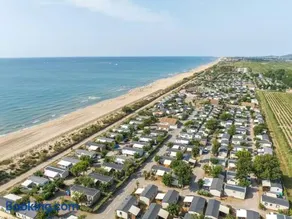 Mobil-home au Camping Castellas - Image 2