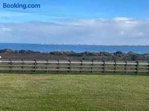 Waterfront Home with stunning views - Image 4