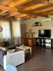 BB Szabó Villa - Image 4