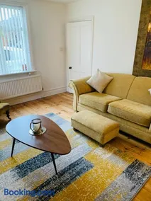 Elegant 3BD Edwardian Home Warminster - Image 3