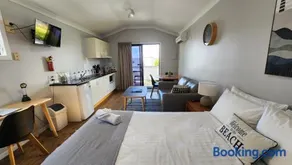 Bridport Beach Cottages - Image 4