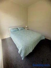 Peaceful Private Room in Wyndham Vale - Image 2