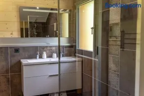Chalet au coeur du Jura à 5min de la plage de Clairvaux - Image 3