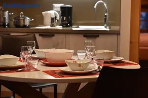 Sara Apartments - Image 4