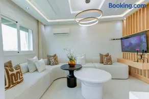 Luxury Apartment Tanger Puerta Del Mar Pool Panoramic View Near Beach 3BR - Fati - Image 1