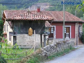 CASA ALDEA LOS CASTAÑOS - Image 1