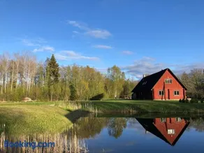 Part of house, sauna and terrace - Image 3
