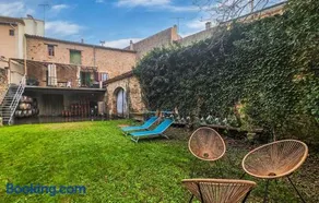 Maison de caractère chaleureuse avec grand jardin - Image 1