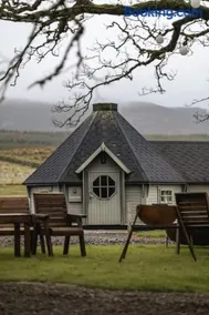 Scald Law Cabin - Image 4