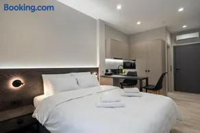 D Suites & Rooms - Image 5