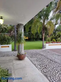 Finca el Nogal - Casa Entera Familiar Moderna con Amplio Jardín Atlixco puebla - Image 4