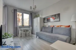 Airport Residence Green - Image 1