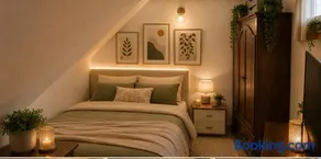 Country House H&F - Image 1