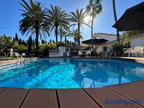 Banus Lodge - Image 1