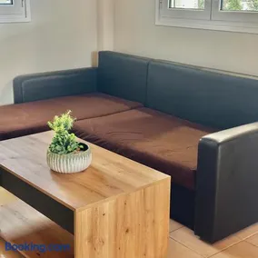V Apartments - Image 4