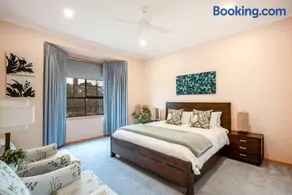 Family Beach House Near Barwon River & Beaches - Image 2