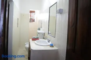 Luciano & Grace Apartments - Image 1