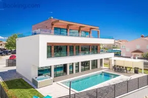 Villa ReMi mit 2 Whirlpools und Meerblick - Image 5