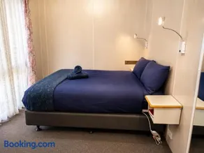 Shady Acres Caravan Park - Image 5
