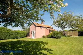 Rose Cottage, Blaxhall - Near Snape Maltings, Orford, Thorpeness & Aldeburgh - Aldeburgh Coastal Cottages - Image 2