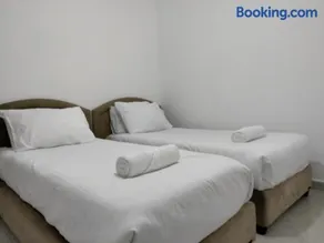 Kosher 2 bedroom Yavne'el - Image 2