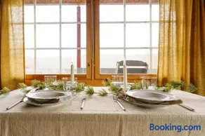 Frosty Brook Cottage Hosted by Hygge Host - Image 3