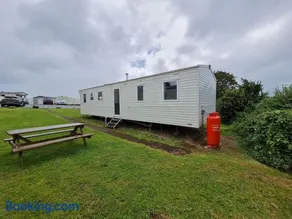 3 Bedroom Deluxe Caravan at Haven Devon Cliffs - Image 2