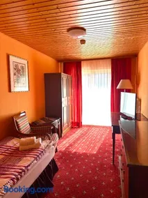 Hotel Neustädter Hof - Image 2
