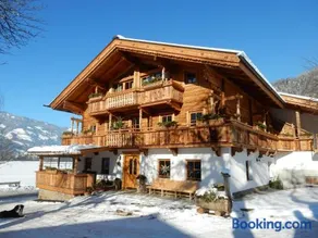 Häuserhof - Image 1