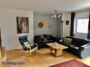 Familienfreundliches Apartment mit Terrasse, Grill und Sauna | Gartenblick - Image 2