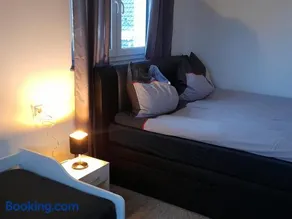 Ferienwohnung Berlin - Schönefeld Flughafen mit Küche - Image 3