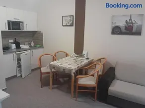 Alma Apartman 622 - Image 4