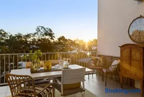 3 Bedroom Penthouse-Short Walk to Sandstone Point - Image 4