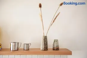 Clifton Chill Apartment - Image 3