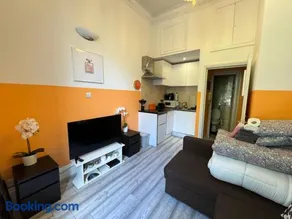 Central, Affordable and fashion flat for 4 people with breakfast close to Notting Hill Zone 1 - Image 3