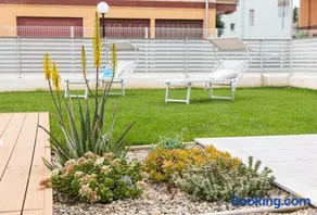 Giardino al mare - Bilocale con piscina e grande giardino a due passi dal mare - Image 2