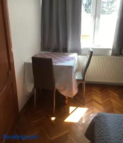 Nana Apartmanház - Image 4