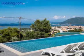 Voula Villa Luxury - Image 3