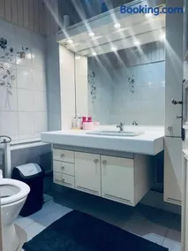Appartement avec Terrasse & Parking Privé - Centre Thonon - Image 2